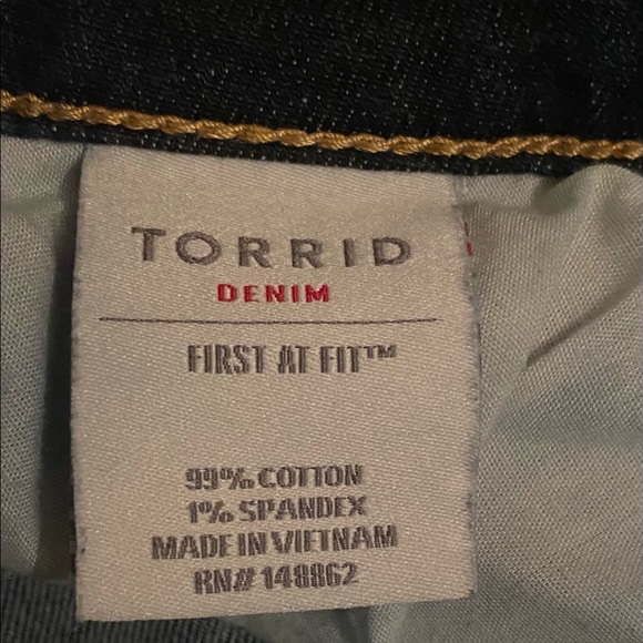 Torrid Jeans Relaxed Boot Cut Jeans 24R - Picture 8 of 10